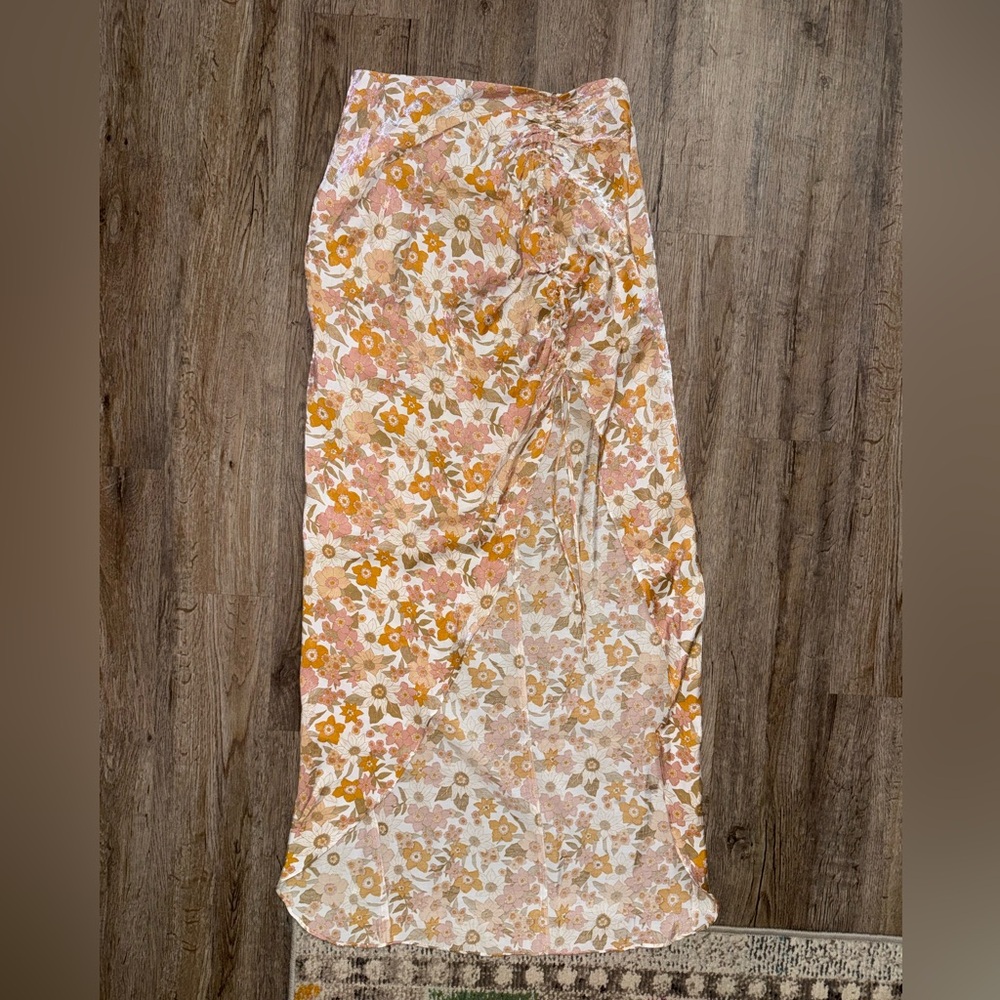 RUMER • Paloma Floral Skirt and Top Set - Picture 3 of 16